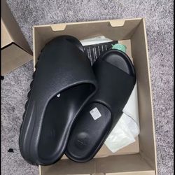 Yeezy Slides