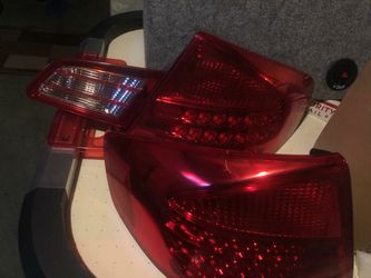 Infiniti G35 Tail lights