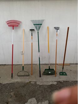 Rake, y Azadon  y hula