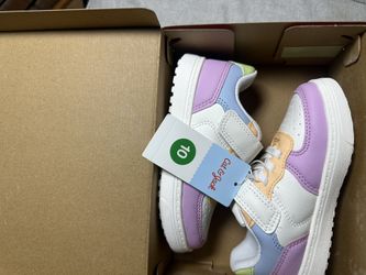 Girl Sneakers