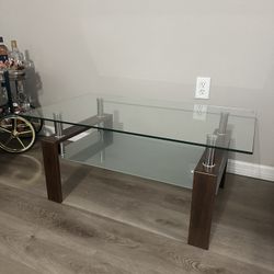 Coffee Table/ Mesa Central