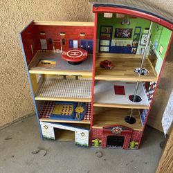 Fighter fighter Toy House/station