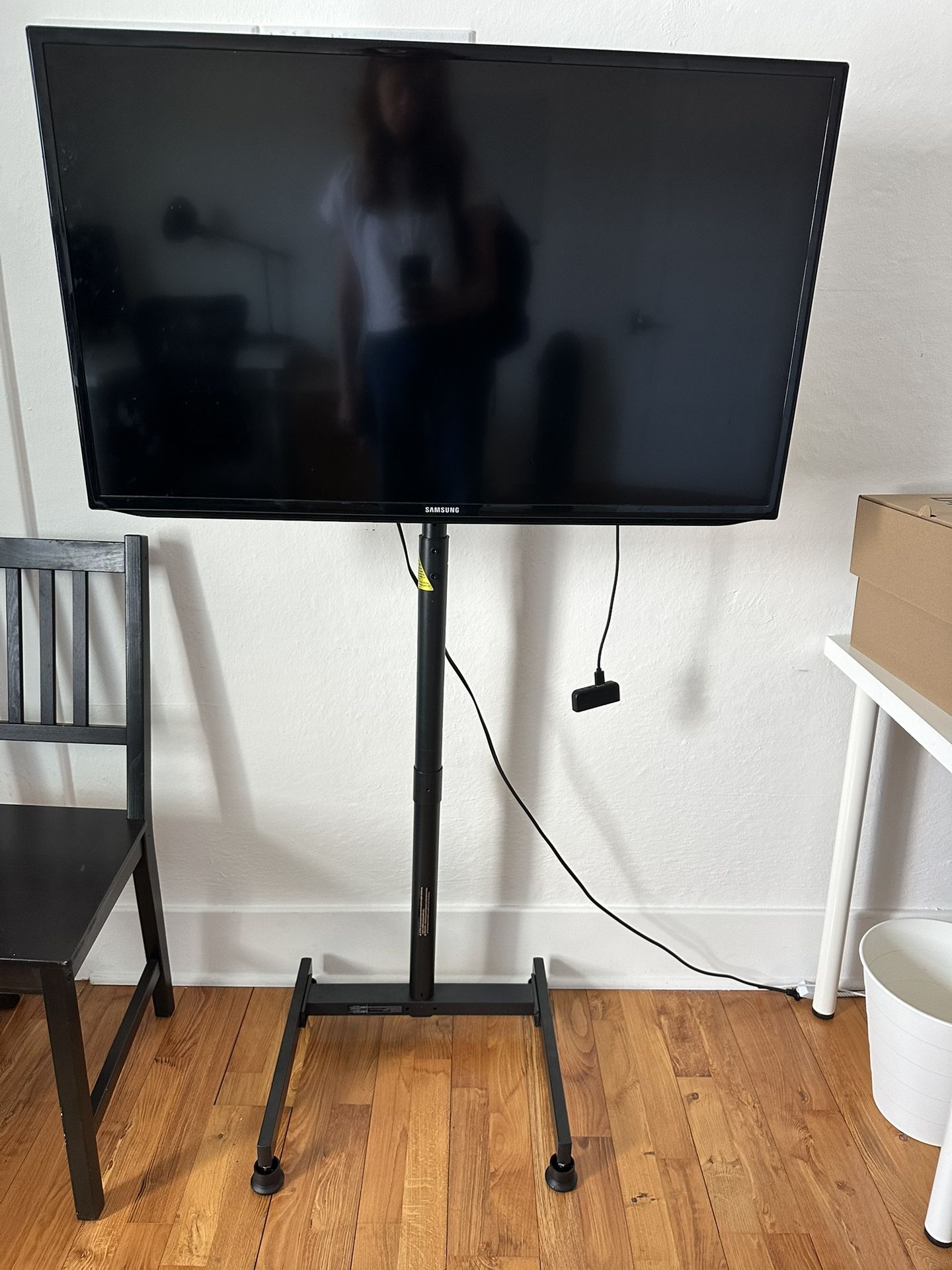 Samsung TV And Stand