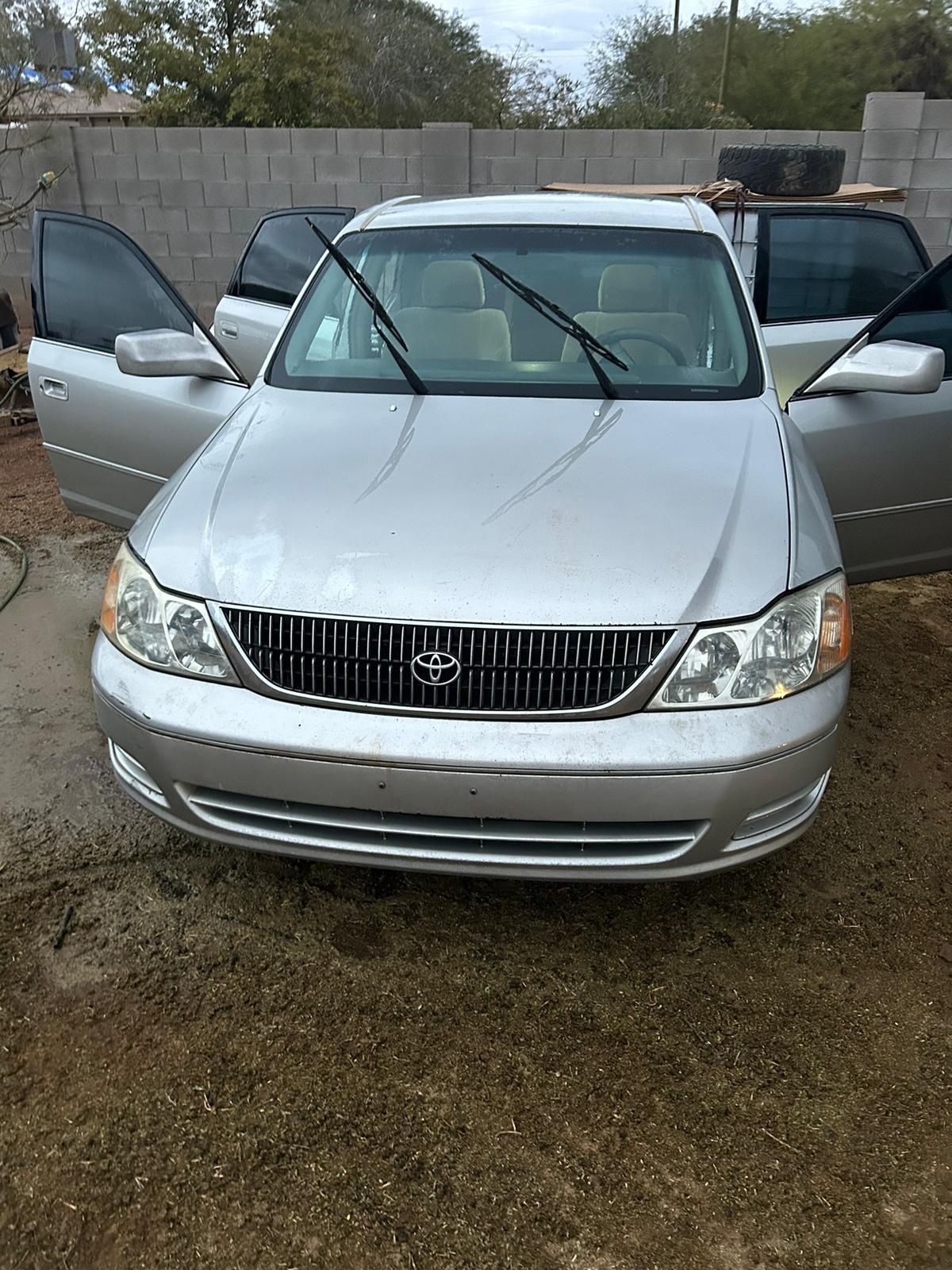 2000 Toyota Avalon for Sale in Phoenix, AZ OfferUp