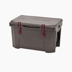 Snow Peak x Grizzly Hard Rock Cooler 40qt - Brand New, Never Used
