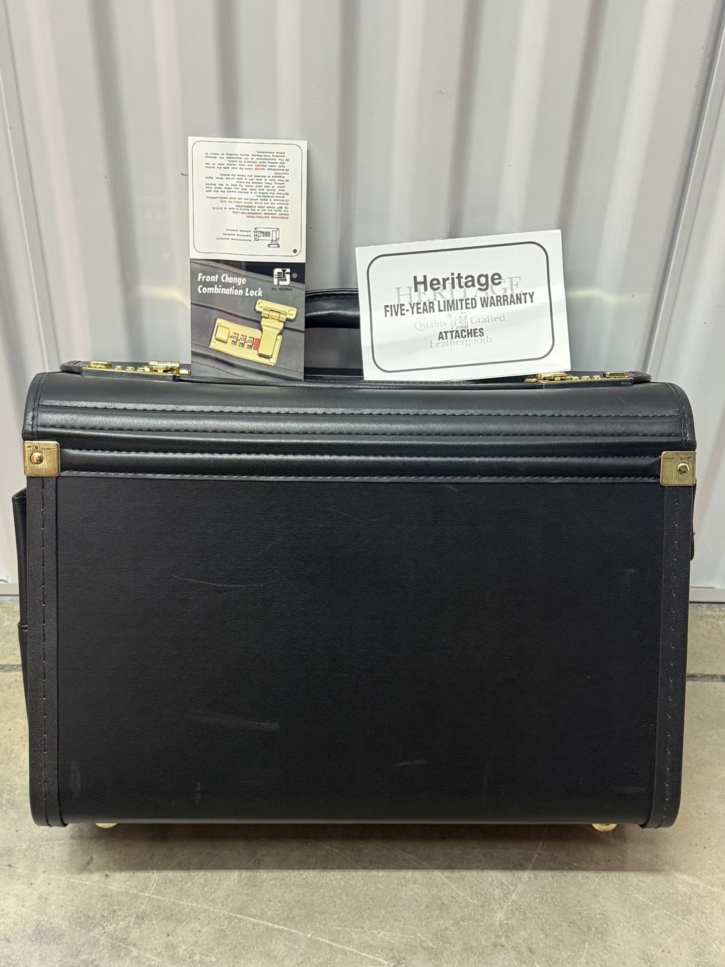 Vintage Heritage Black Case Lawyer Doctor Pilot Attache Document Brief Case