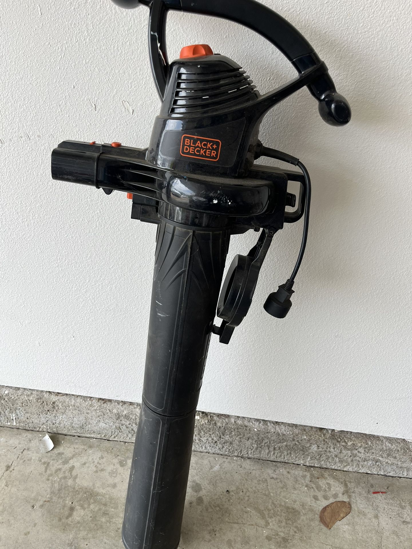 Black & Decker Leaf Blower