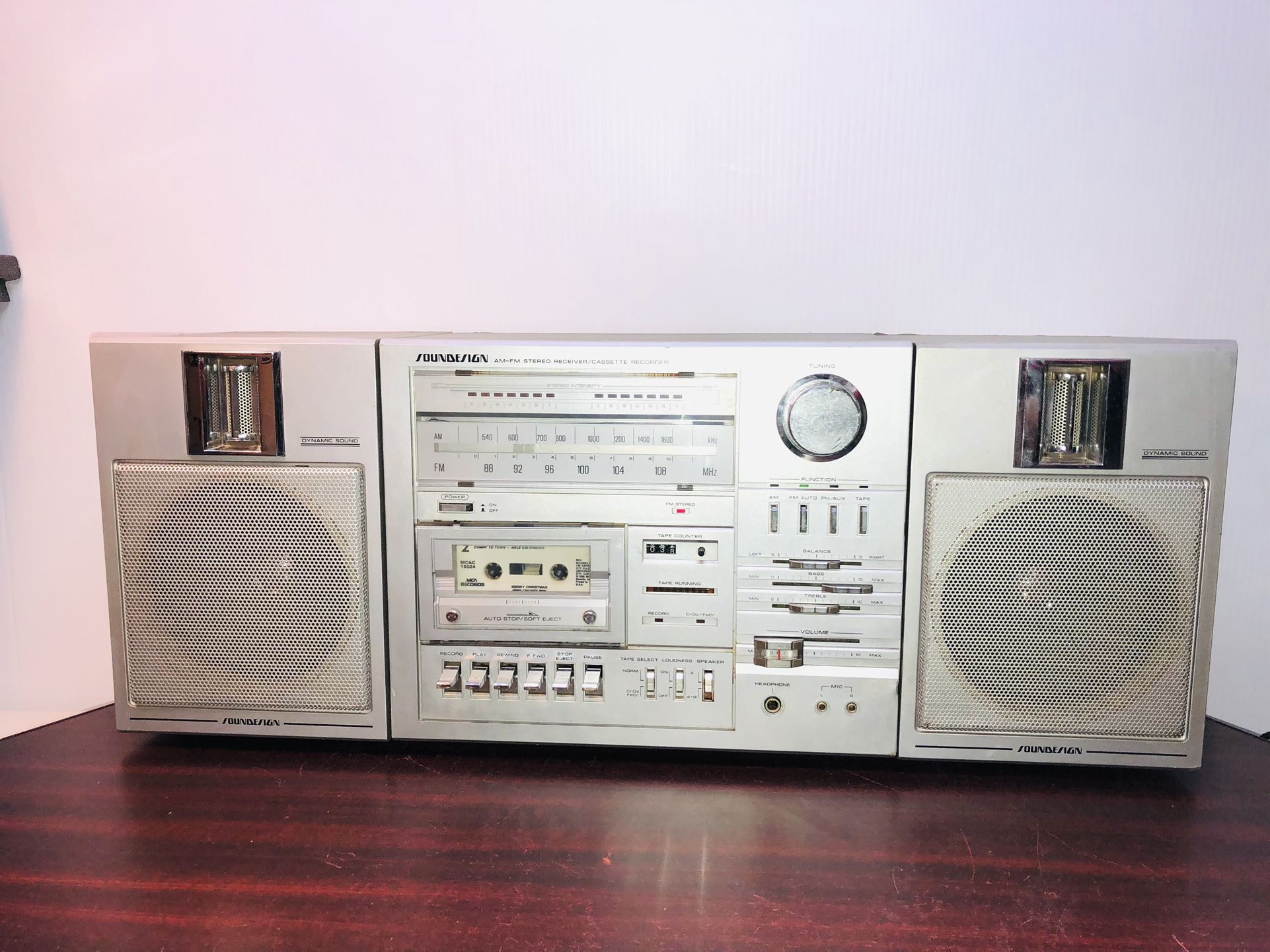 Soundesign 5648 AM/FM Stereo Receiver Cassette Tape Recorder TESTED & WORKING