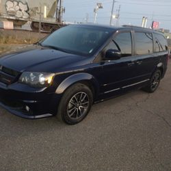 2016 Dodge Grand  Caravan R/T 