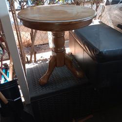 Round Wood End Table