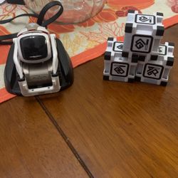 Cozmo  Andi robot