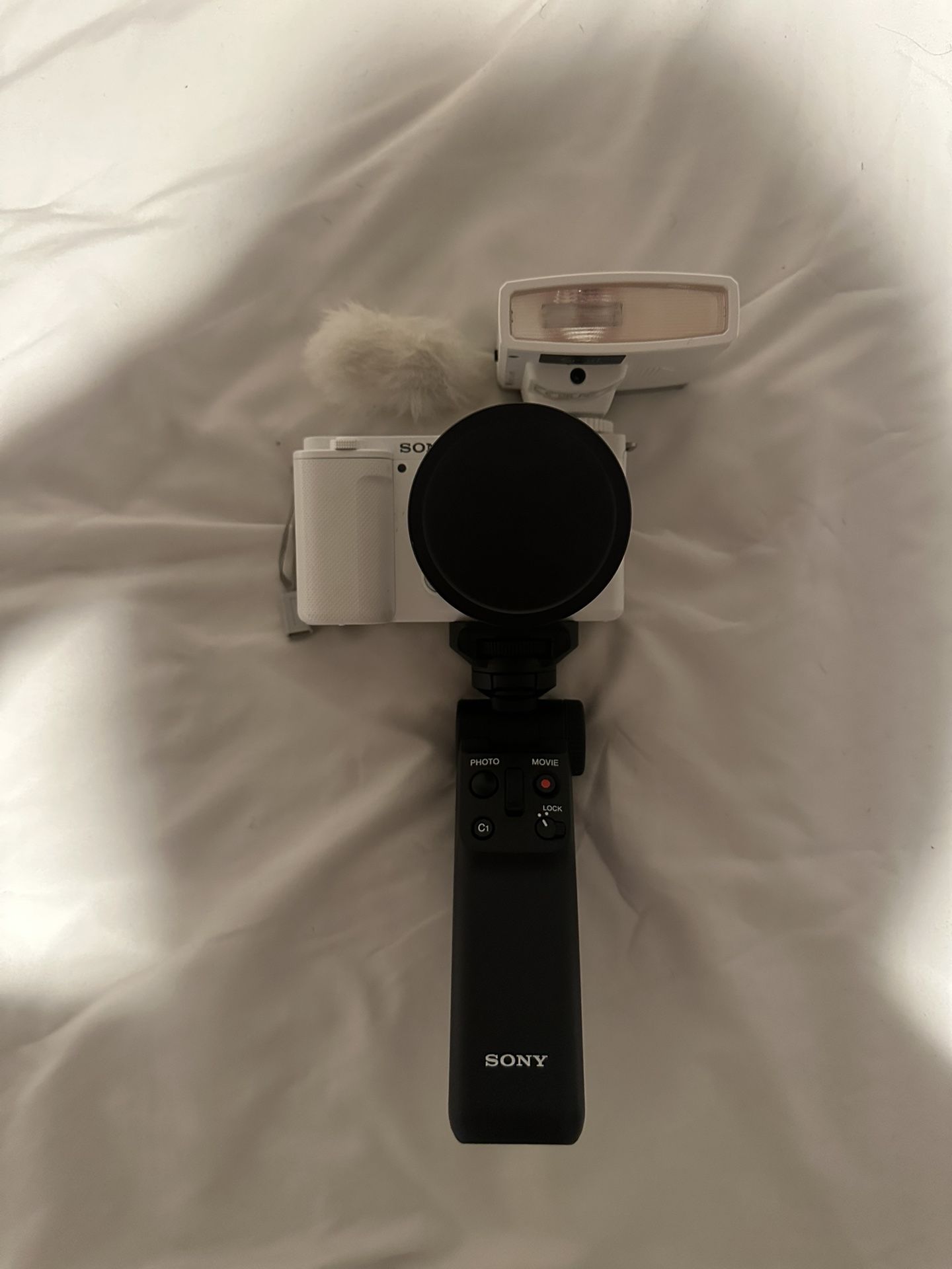 Sony ZV-E10 kit (Swappable Lens)