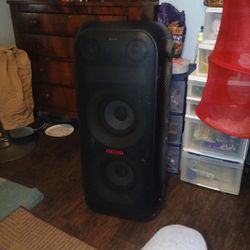 LG Xl9t XBoom Speaker