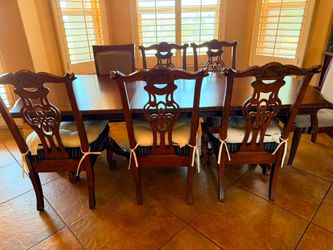 Dining table + chairs