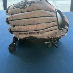 Rawlings Heart of the Hide 12.75" Outfield Glove: PRO3039-6BW 