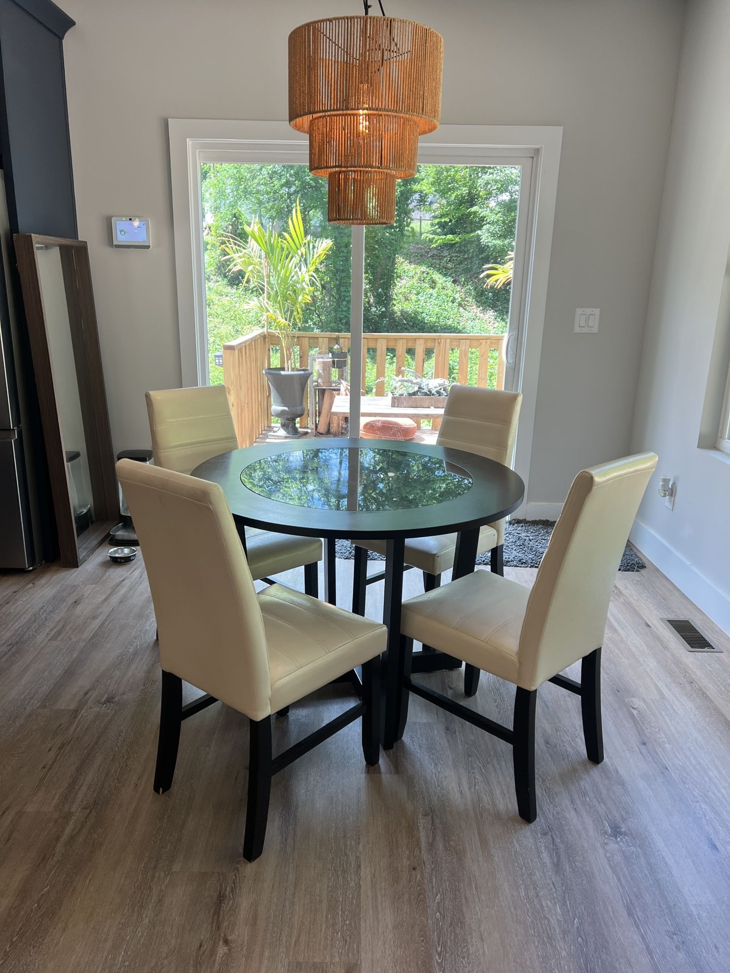 Dinning Room Table With Chairs
