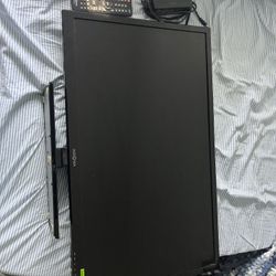 Insignia 32-Inch TV