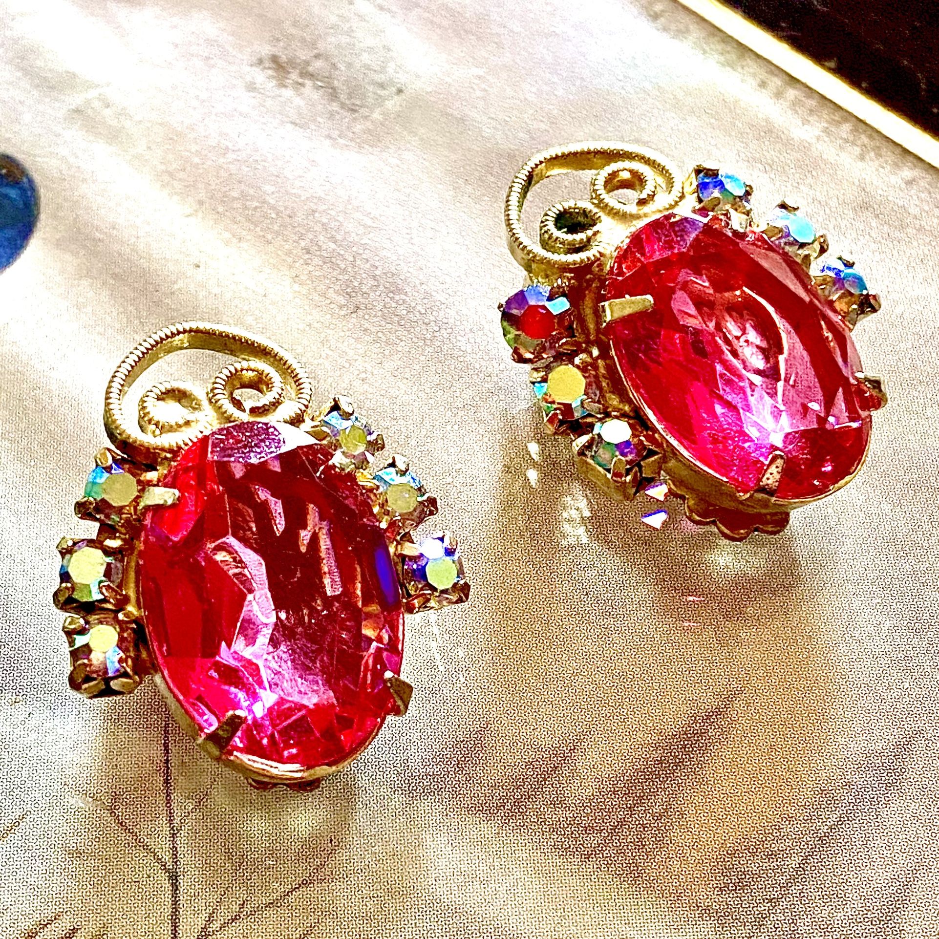 Retro 50s Antoinette Valentine Super Fresh Pink Swarovski Crystal Earrings