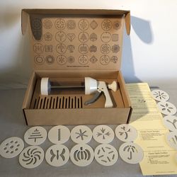 Pampered Chef Cookie Press with 16 Disks