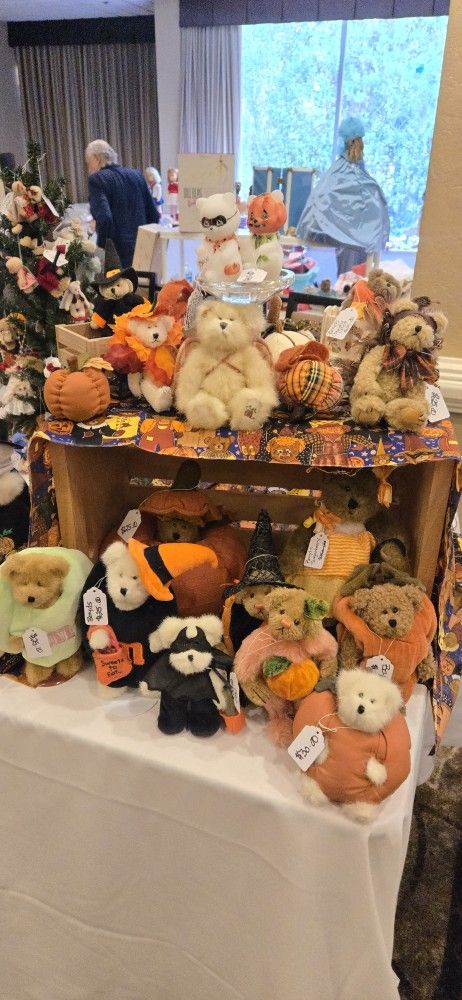 Collector Bears For Sale