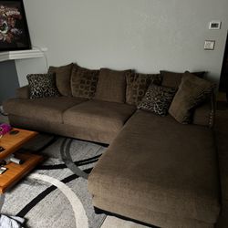 Brown Couch  w/pillows