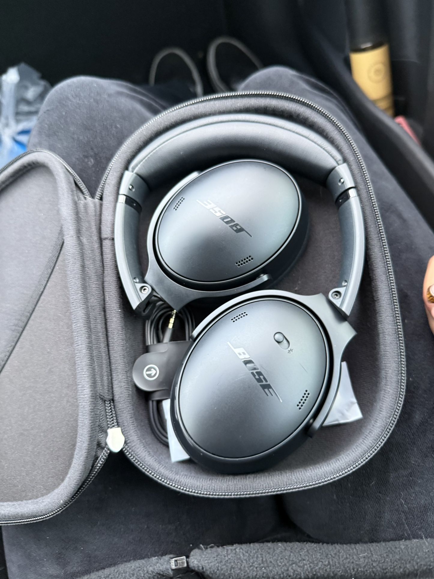 Bose QuietComfort Headphones LIKE NEW
