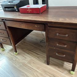 FREE Desk FREE