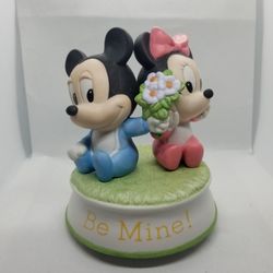 1984 Vintage Disney Babies Figurine *Plays Music*