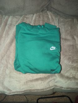 Men's Green Nike Sweater