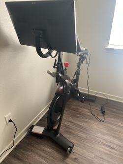 Peloton Bike $700