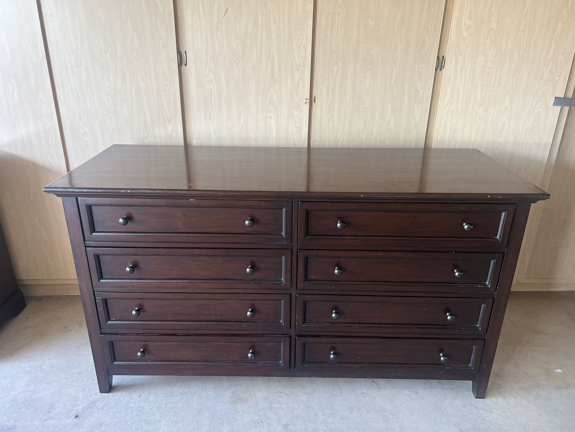 Pottery Barn Hudson 8-Drawer Dresser with 2 matching nightstands for Sale  in Scottsdale, AZ - OfferUp