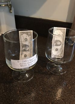 2 coffee/expressing and tea mugs/drinking glasses