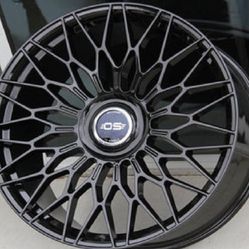 Piano Black Wheels W/floating Cap (24x9.0) (10x113.1 Or 120)