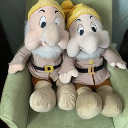 Large Classic Disney Sneezy Dwarf Plush Dolls