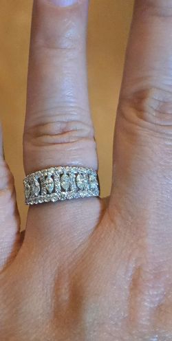 Natural Diamond 1 Carat size 6 18k Gold  Open for layaway