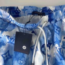 Lv Shorts 