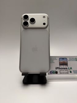 iPhone 17 Pro Max 256GB Silver Unlocked Like New