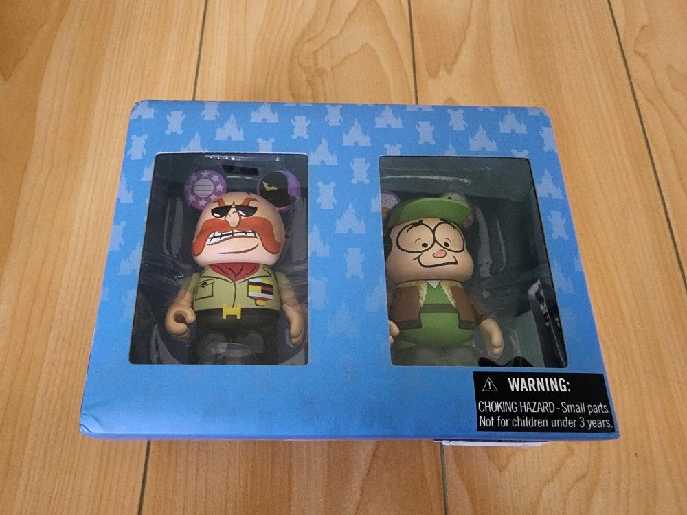 Disney Vinylmation Park #14
General Knowledge & Buzzy Cranium