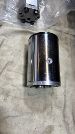 Hydraulic pumps and motors