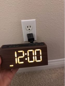 Wooden Digital Alarm Clock for Bedroom Cadmos g60