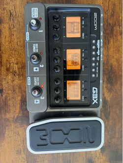 Zoom G3X Guitar Effects Pedal and Looper