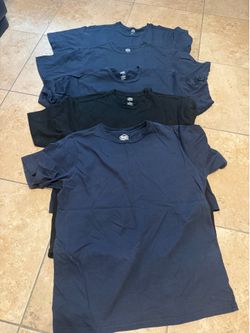 Men’s t-shirts size L