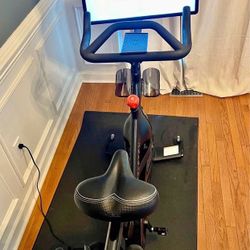 2023-Peloton-Bike+shoes+weights