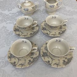 Queen's Toile de Jouy Blue 4 Tea Cups, 4 Saucers, Creamer & Sugar