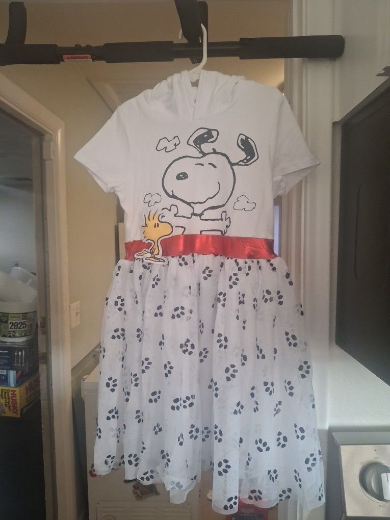 Kids Hoodie Dress Snoop New! Medium Size 8