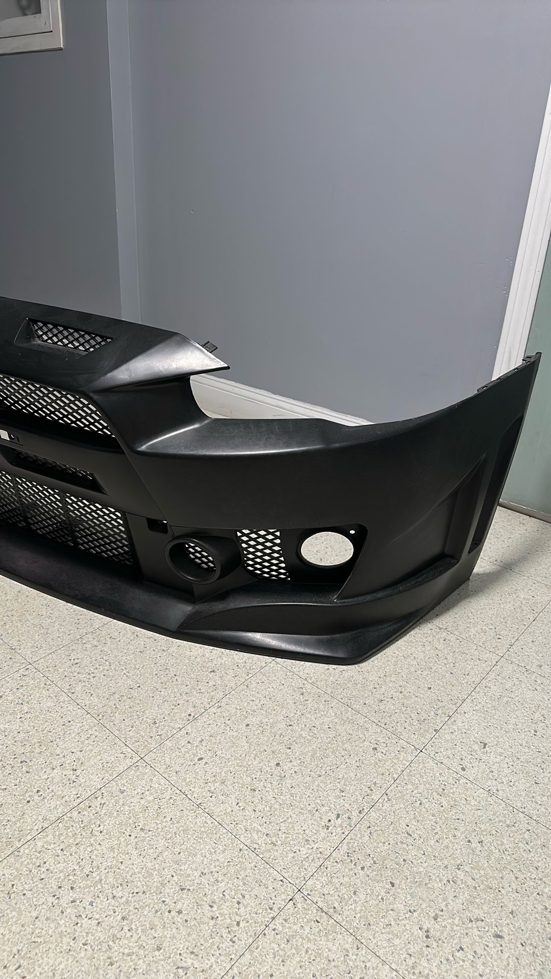 Mitsubishi Lancer Evo Style Bumper