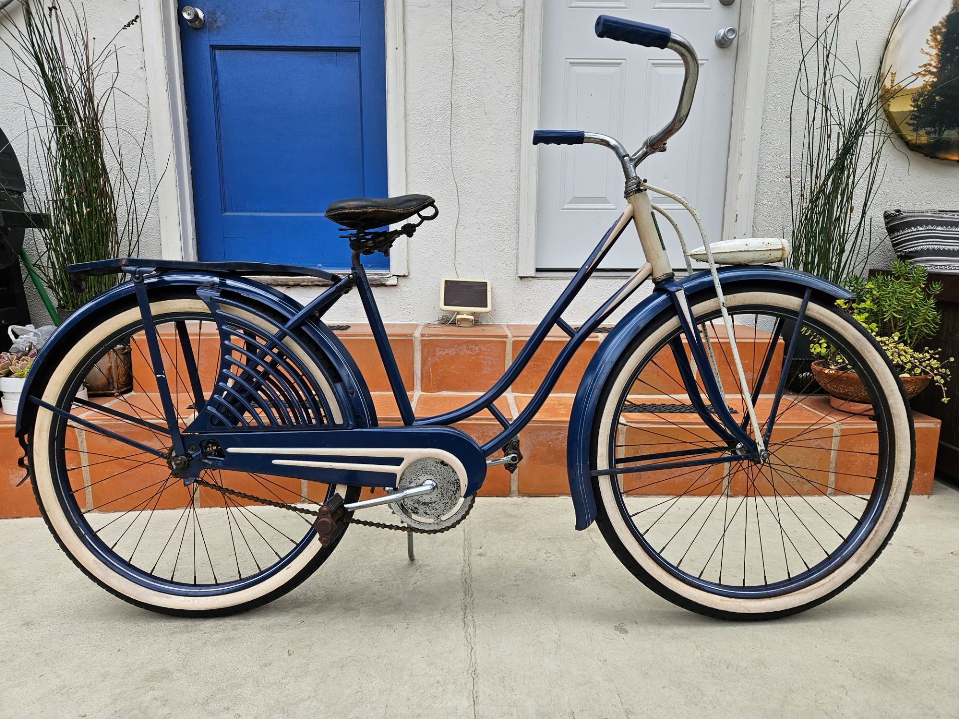 Vintage girl bike