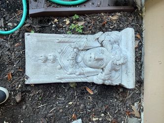 Beautiful Garden Fountain/plaque