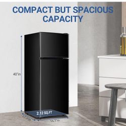 Dorm Size 4.0 Cu. Ft. Mini Dorm Fridge with Freeze m, Black