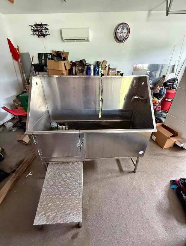 Flying Pig Pro Grooming Tub